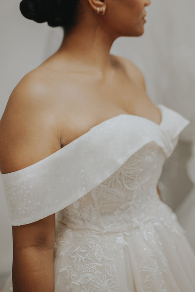 minimalist wedding dress